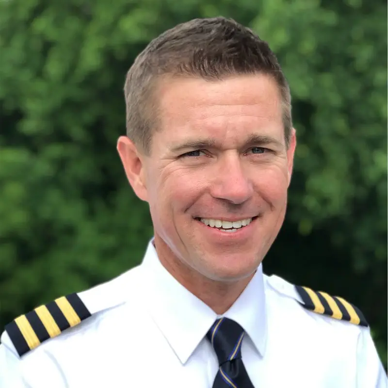 Henry Hampton, First Officer at United Airlines